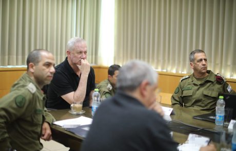 שר הביטחון, בני גנץ: "צה"ל מכוון ופוגע במטרות צבאיות- חמאס מכוונת לאזרחים"